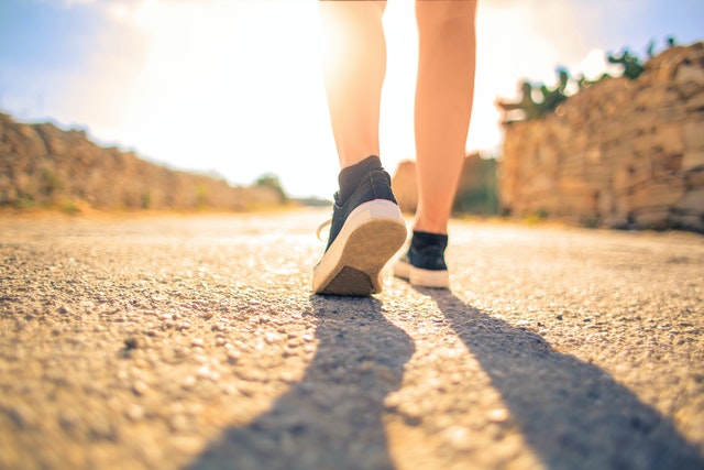 6 Benefits of Walking